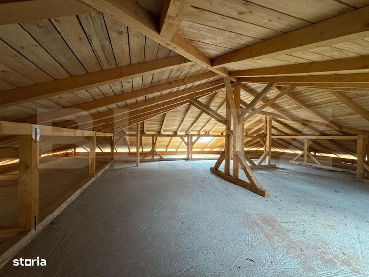 Casă cu 4 camere cu Teren 1760 Mp în Central