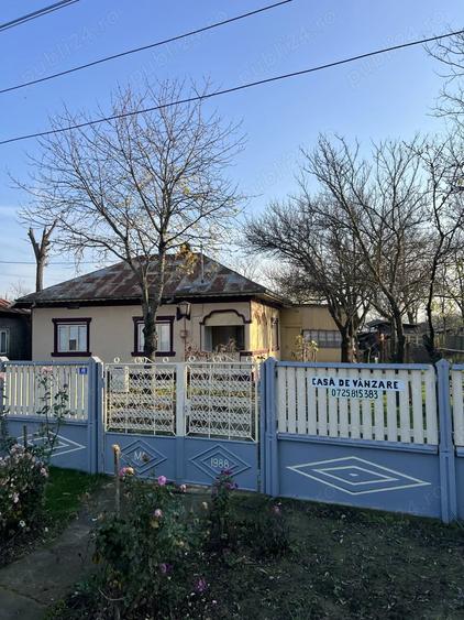 Casă cu 6 camere cu Teren 900 Mp în Ulmeni