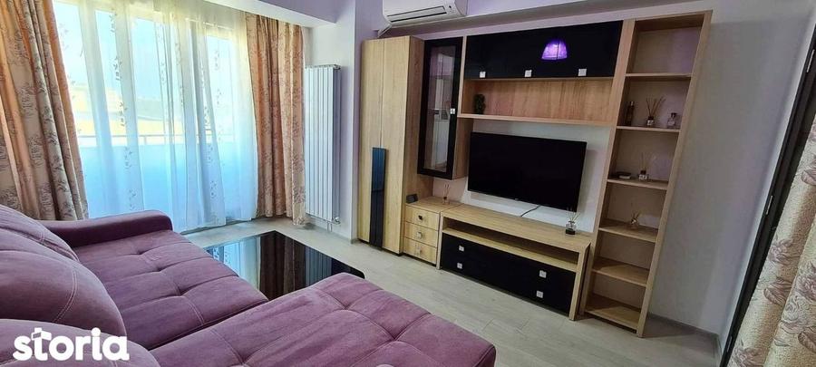 Apartament cu 2 camere decomandat, mobilat în Central