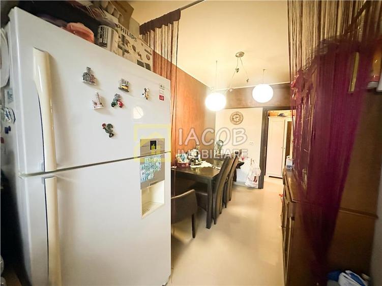 Apartament cu 3 camere decomandat în Orizont