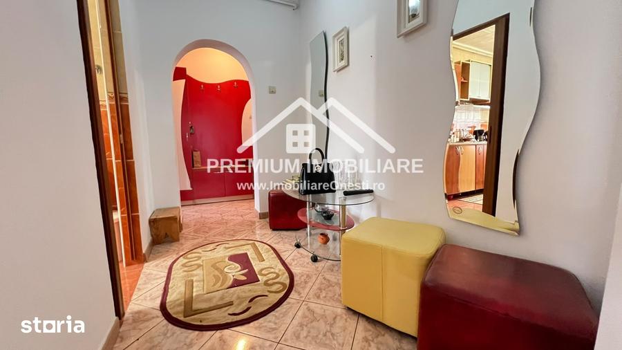 Apartament cu 3 camere decomandat în Central