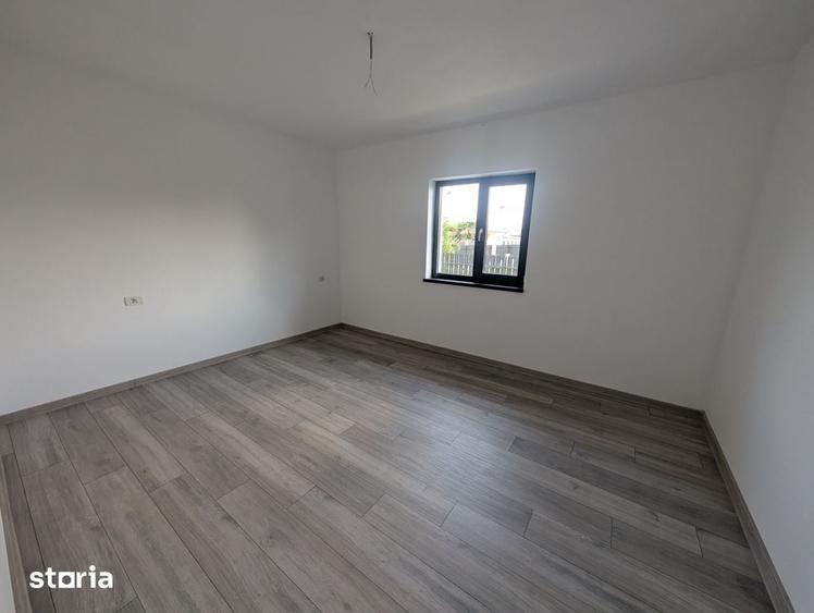 Casă cu 4 camere cu Teren 400 Mp în Hemeiuș