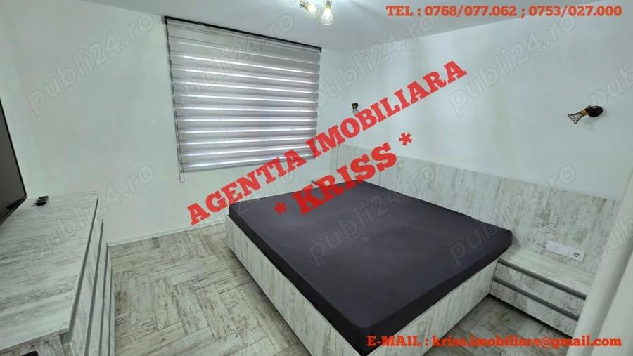 Apartament cu 3 camere semidecomandat în Eremia