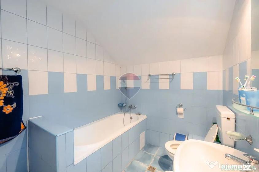Casă cu 4 camere cu Teren 1292 Mp în Drăganu