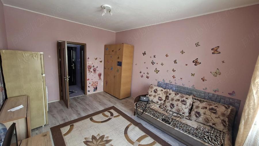 Garsonieră semidecomandată în Far