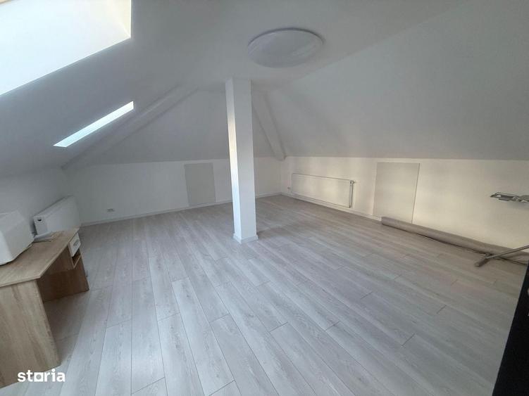 Casă cu 4 camere cu Teren 349 Mp în Ghencea