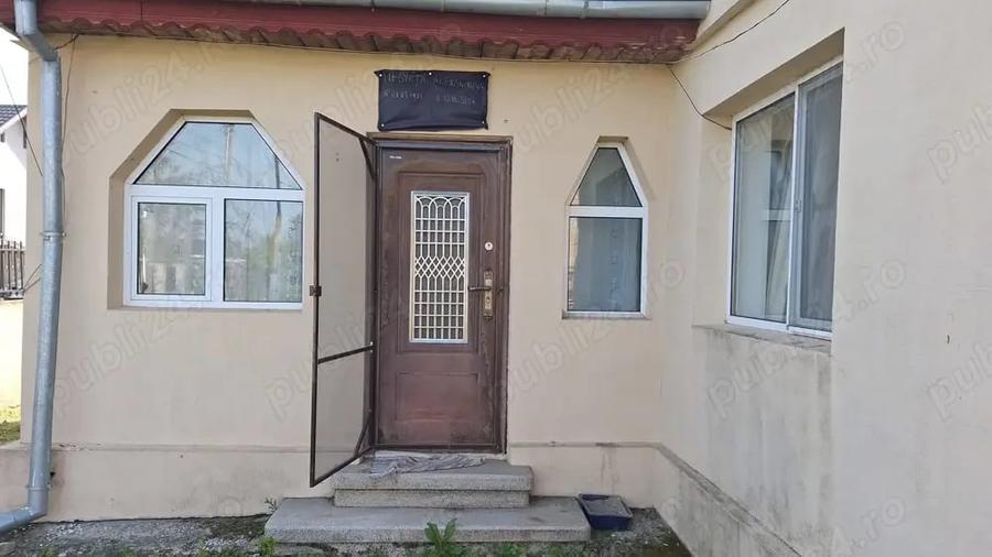 Casă cu 3 camere în Stâlpu