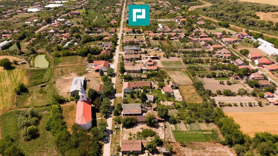 Teren Construcții intravilan de 1501 mp, în Iermata Neagră