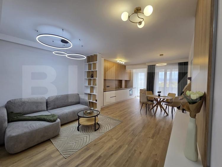 Apartament cu 2 camere semidecomandat, mobilat în Florești