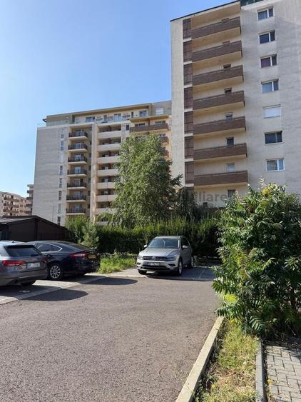 Proprietate specială, de 15 mp, în Tractorul