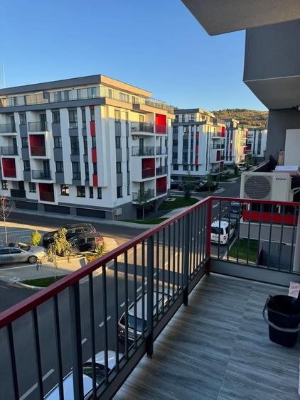 Apartament cu 2 camere decomandat în Florești