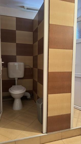 Apartament cu 3 camere decomandat în Poarta 6