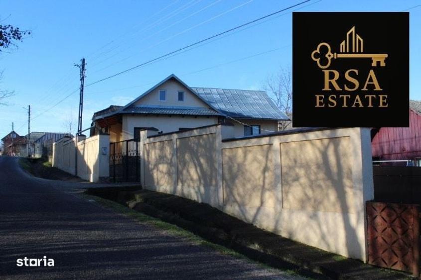 Casă cu 4 camere în Barcanele
