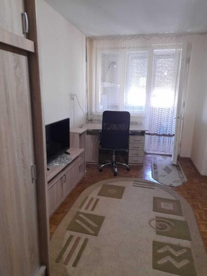 Garsonieră decomandată în Rogerius