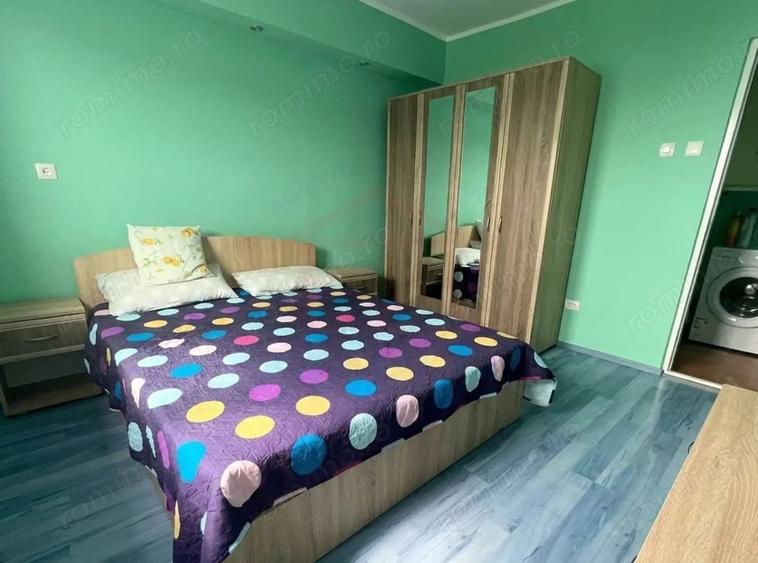 Apartament cu 2 camere decomandat, mobilat în Est
