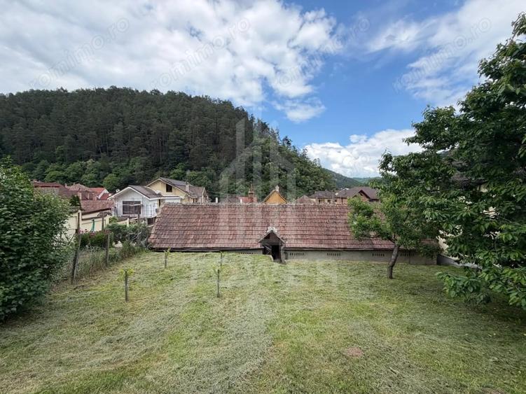 Casă cu 3 camere cu Teren 947 Mp în Tilișca