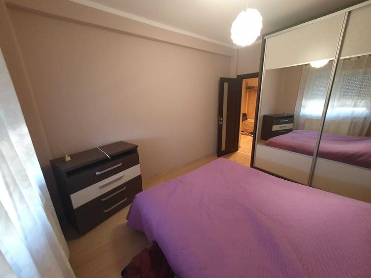 Apartament cu 2 camere decomandat în Exterior Vest