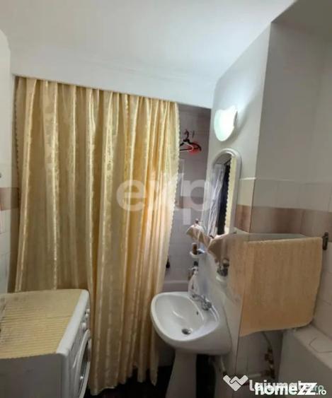Apartament cu 2 camere decomandat în Prundu