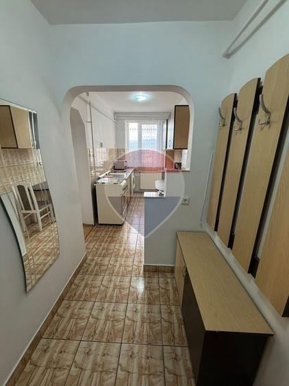 Apartament cu 2 camere decomandat, mobilat în Gării