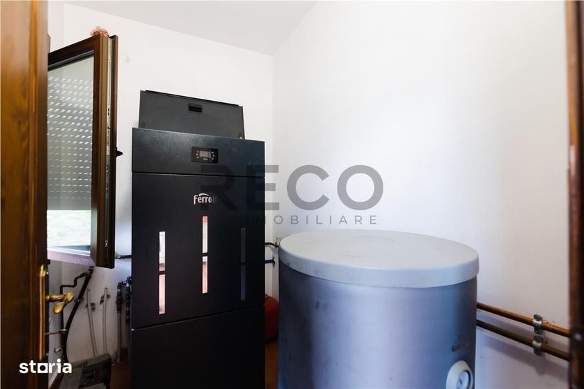 Casă cu 4 camere în Central