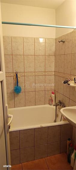 Casă cu 8 camere cu Teren 232 Mp în Ferentari