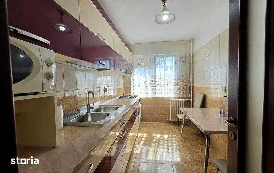 Apartament cu 2 camere decomandat în Titan