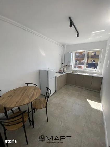Apartament cu 3 camere decomandat în IAR