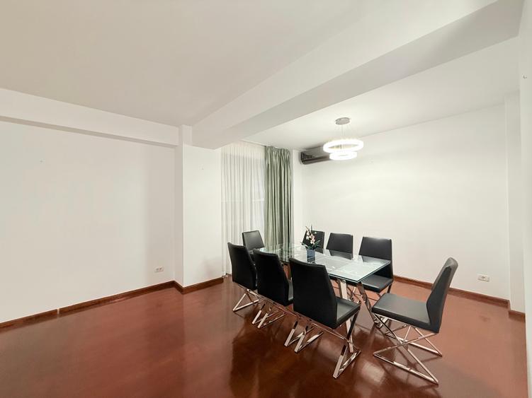 Apartament cu 4 camere decomandat, mobilat în Dorobanți