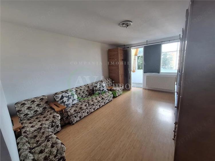 Apartament cu 2 camere decomandat în Narcisa