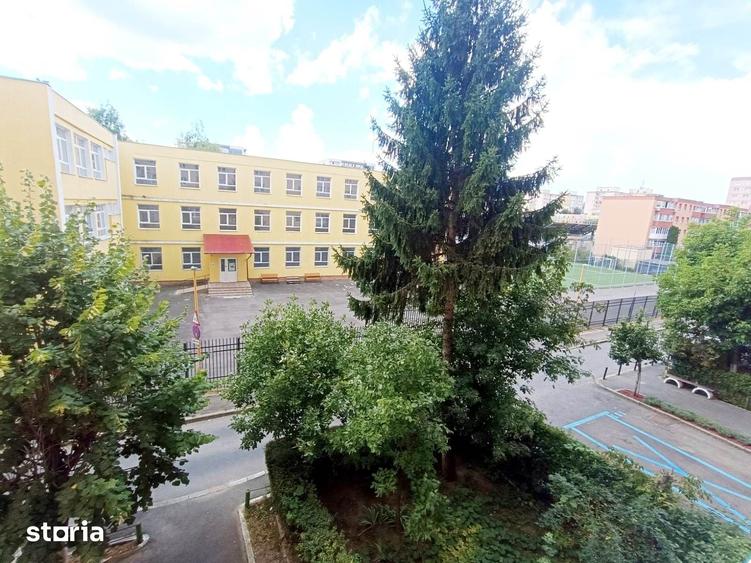 INCHIRIERE, Apartament 2 camere, Calea Bucure?ti, Etaj 2 , 450 /luna - 4