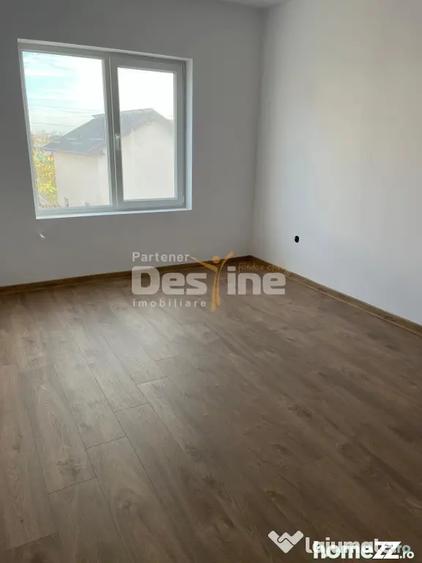 Casă cu 4 camere cu Teren 250 Mp în Central