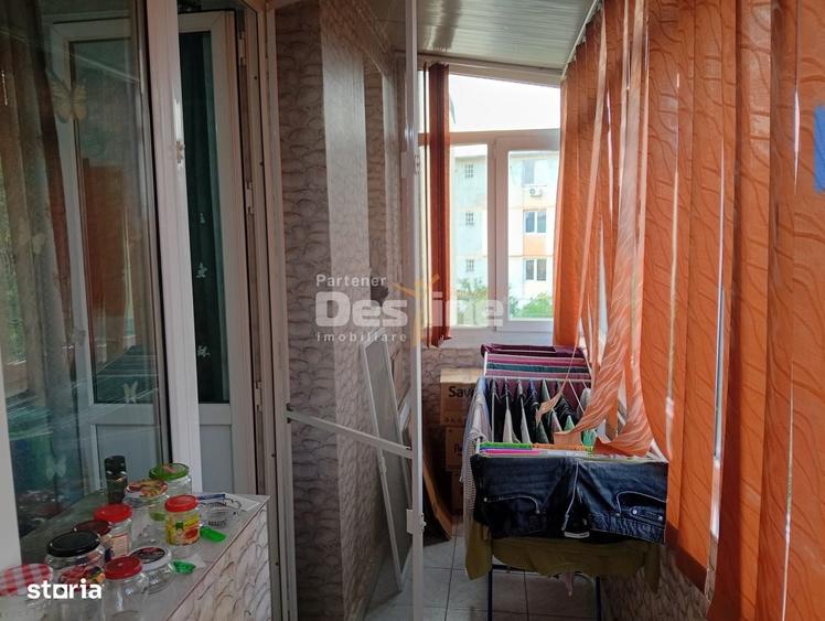 Apartament cu 2 camere decomandat în Titulescu
