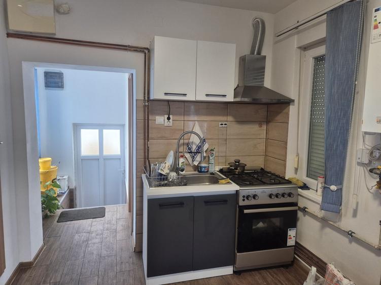 Casă cu 2 camere în Piața Cluj