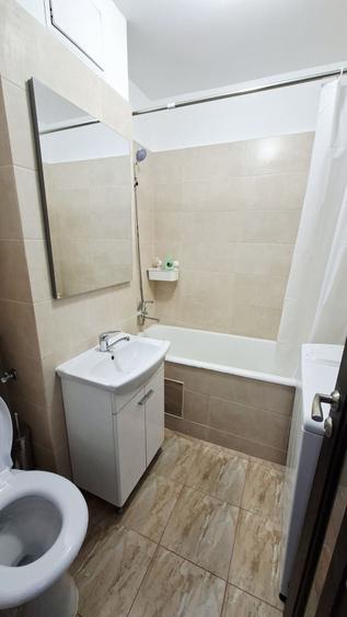 INCHIRIEZ apartament 2 camere - 9