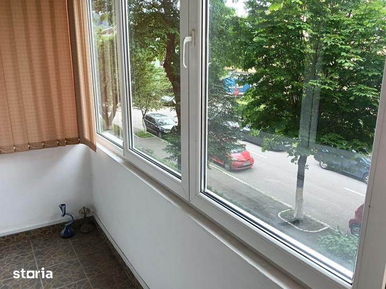 Apartament cu 4 camere în Dârste