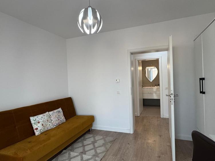Apartament cu 3 camere decomandat, mobilat în Braytim