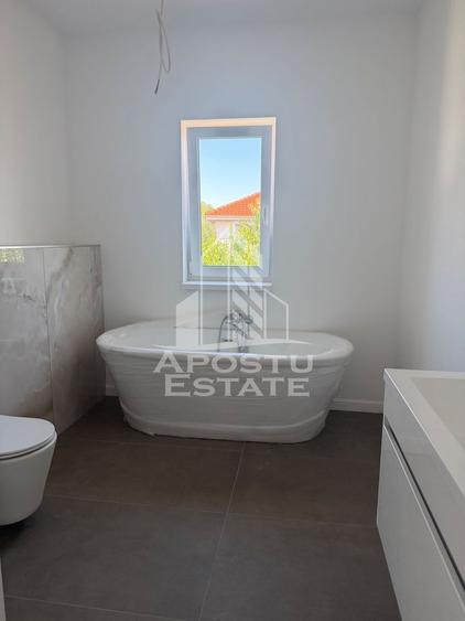 Apartament cu 4 camere decomandat, mobilat în Torontalului