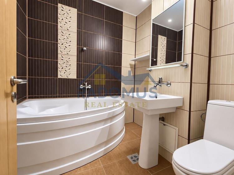 Apartament cu 2 camere decomandat, mobilat în Central