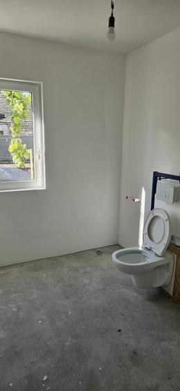Casă individuală cu 7 camere cu Canalizare în Dudeștii Noi