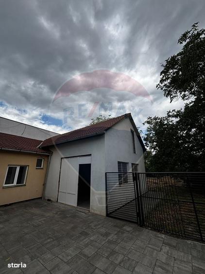 Casă cu 4 camere în Central