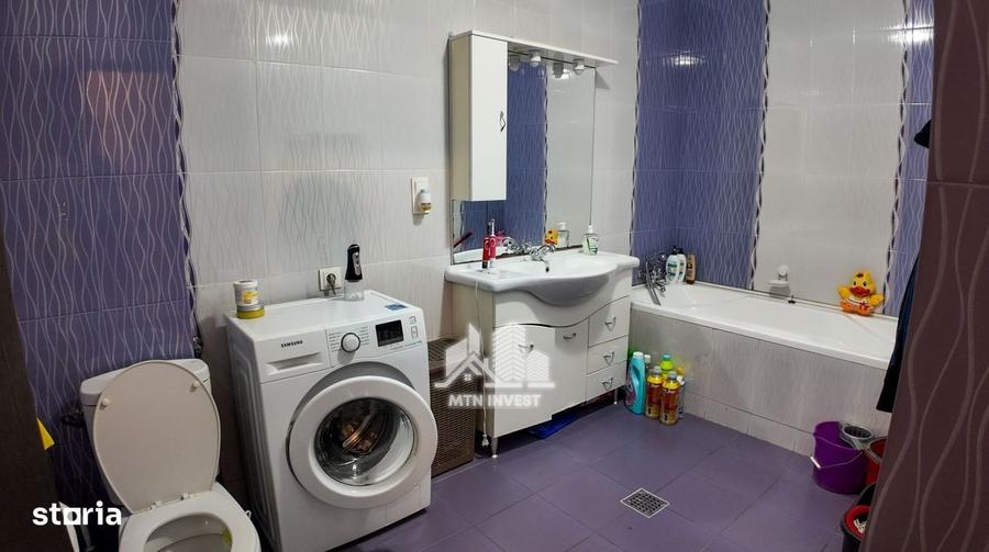 Apartament cu 3 camere decomandat în Paltin