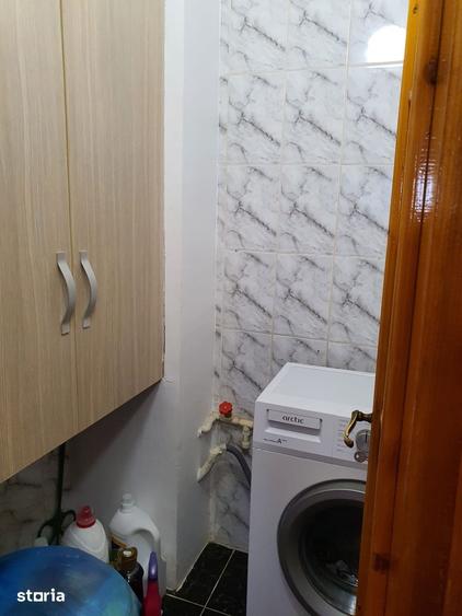 Apartament cu 3 camere decomandat în Micro 3