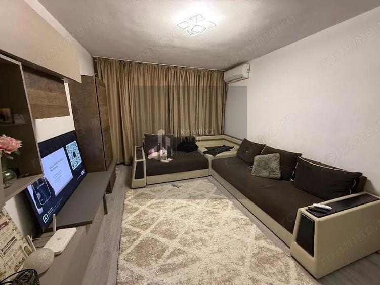 Apartament cu 2 camere decomandat în Alexandru Obregia