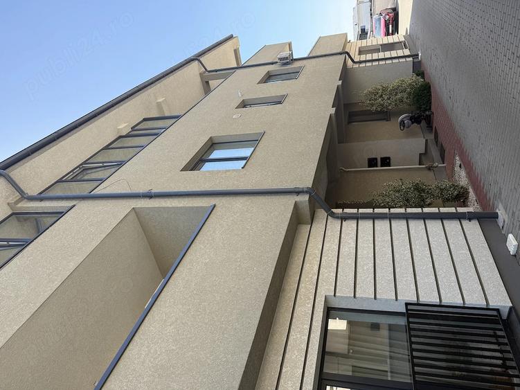 Apartament cu 2 camere decomandat, mobilat în Dumbrăvița