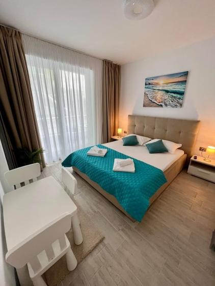 Apartament cu 2 camere semidecomandat, mobilat în Mamaia-Sat