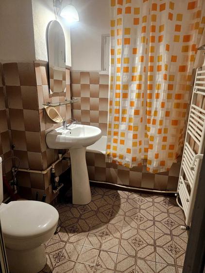 Apartament cu 2 camere decomandat în Exterior Vest