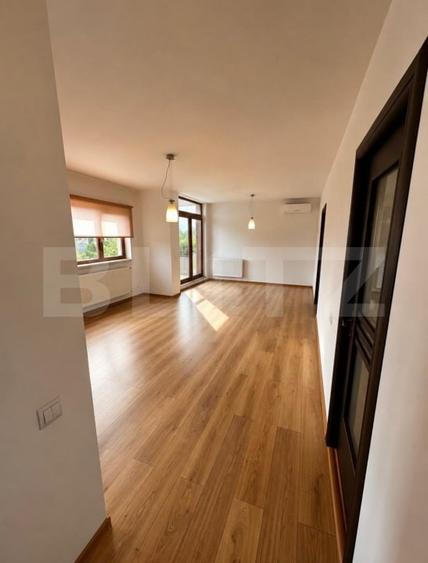 Apartament cu 3 camere semidecomandat, mobilat în Mănăștur