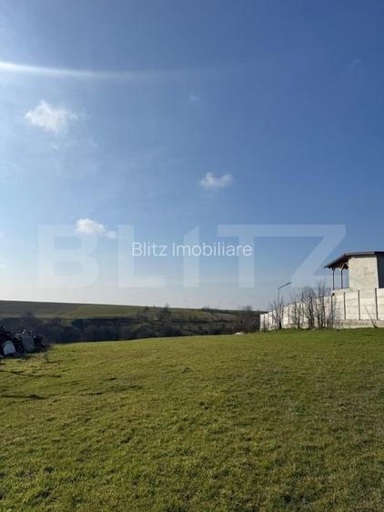 Teren Intravilan Bucovat, Sat Sarbatoarea
