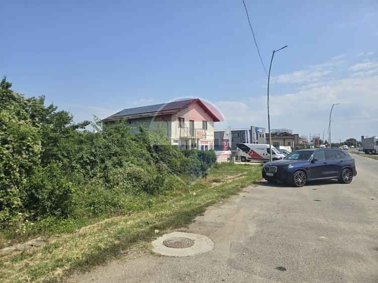 Teren Construcții intravilan de 4001 mp, în Blejoi
