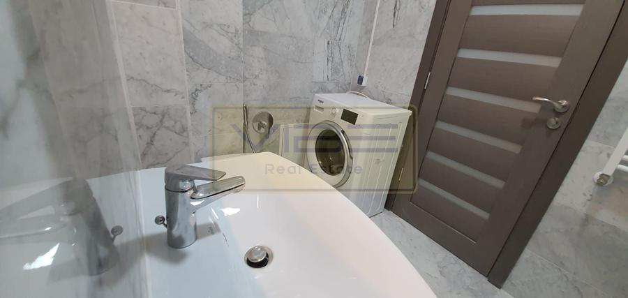 Apartament cu 2 camere semidecomandat, mobilat în Tătărași